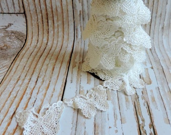 Ivory White Butterfly Lace Trim. Venice Lace. Vintage Lace, Wedding, Bridal Lace, Craft Supplies. Sewing Supplies. Texas. Sold By The Yard.