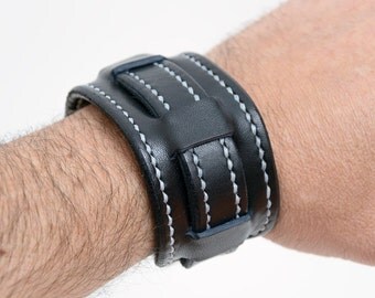 Wrist strap of leather, wrist band Black, leather beef,