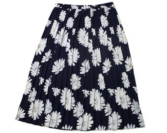 plus size skirt • vintage 90s pleated skirt • navy & white floral full midi skirt • summer, beach • Elisabeth Liz Claiborne • womens XL 2X