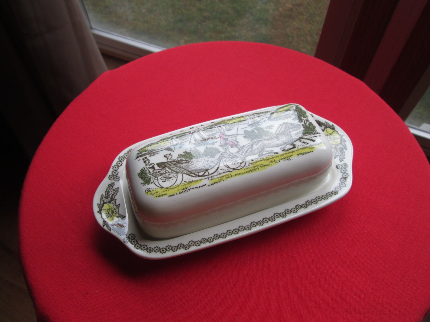 UNIQUE PORCELIAN COVERED Butter Dish Vintage Antique White