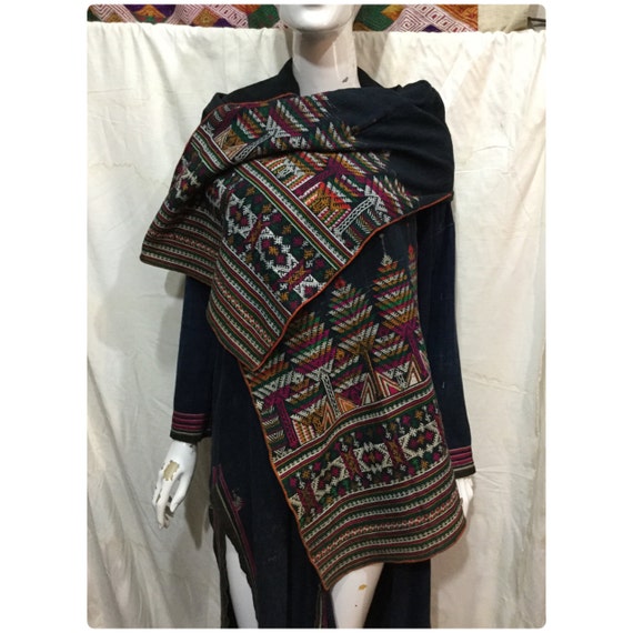 Vintage tribal Dao embroidery head covering in