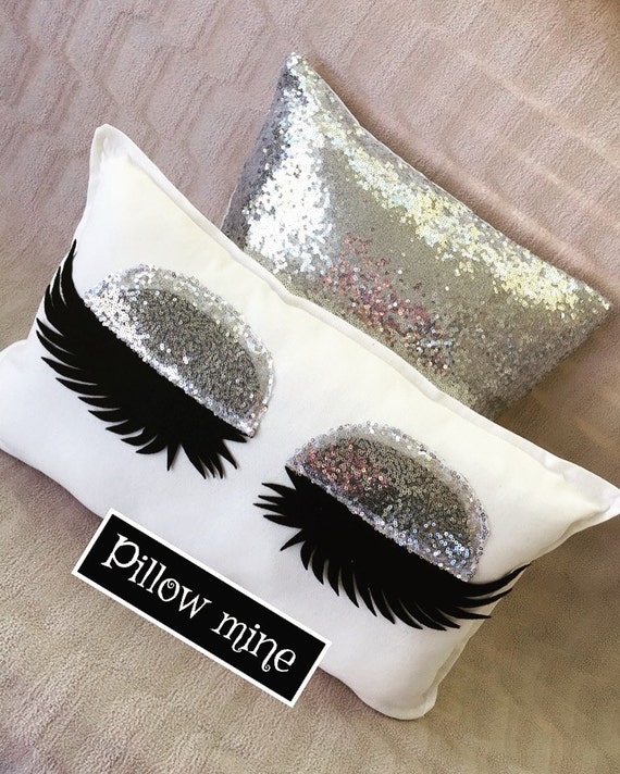 eyelash pillow