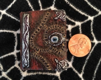 Hocus Pocus Mini Spell Book