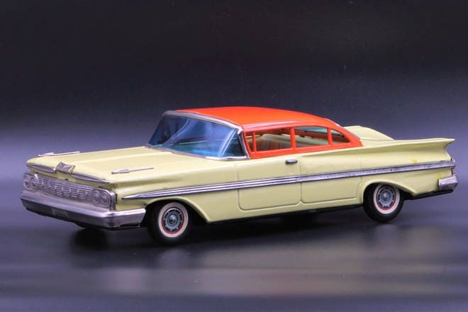 12 Chevrolet 4-Door Sedan 1959 with Repro Box Vintage