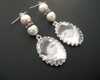 Chanel Jewelry, Chanel Earring, Fashion Jewelry, Fashion Earrings, Coco Chanel, Black White Jewelry, Black White Earrings,