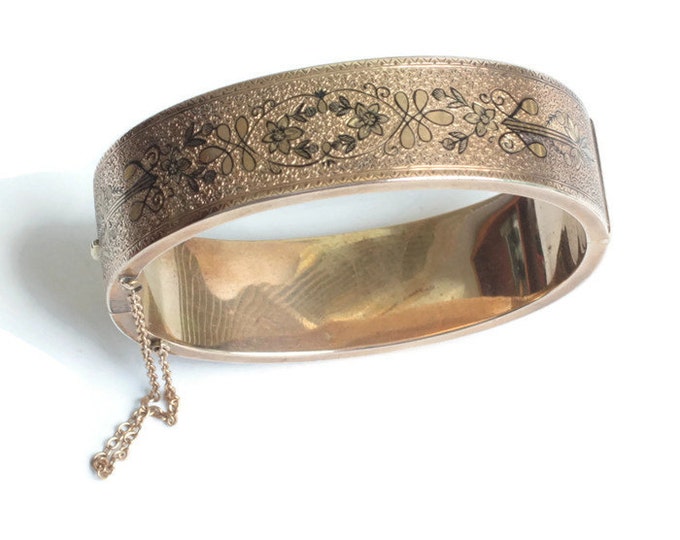 Taille d'Epargne Hinged Bangle Bracelet Smaller Wrist Victorian Vintage