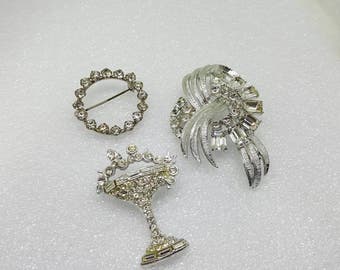 Coro Hot White Dazzle Brooch Lot Bubbly Art Deco