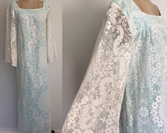 1970's Lace & Mint Cotton Maxi w/ Bell Sleeves Size Large XL Plus Size Hawaiian Maxi by Maeberry Vintage