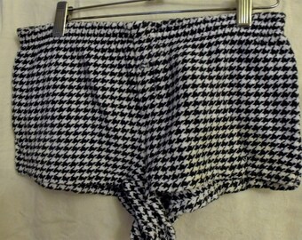 Boxer Shorts/ Girls Boxercraft Houndstooth Check Shorts/ S-M Boxer Style/ Shabbyfab Funwear