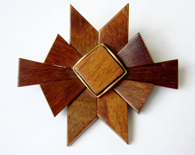 Lovely Large Wood Pinwheel Modernist Brooch / Vintage Jewelry / Jewellery