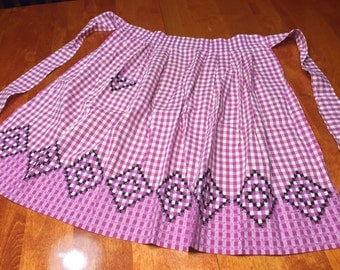 Apron, Vintage 1960's Purple Gingham kitchen Apron with a cross stitch design by MarlenesAttic
