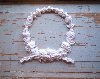 Shabby Chic FURNITURE APPLIQUES Large Floral Wreath Flexible Paintable No limit shipping 5.95 USA