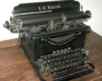 Vintage L.C. Smith & Corona Manual Typewriter, Model 8 14, Black, 1920's to 1930's
