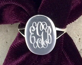 Personalized Engraved Oval Sterling Silver Monogram Ring 08032