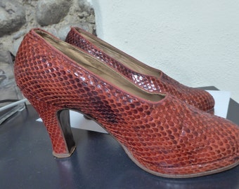 RED vintage snakeskin shoes, ca 1930's, no wear visible, very small, ca European 35