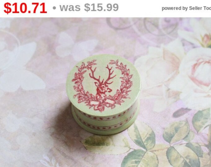 Oh My Deer /// Shabby chic, Vintage, Rustic, Retro // Box of wood for jewelry and pretty things
