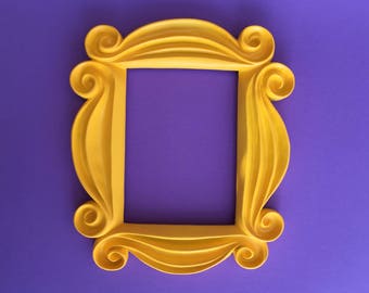 Download Handmade Yellow Peephole Frame as seen on Monicas Door on