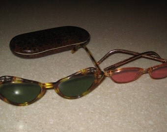 2 Pair Vintage 1950's Cats Eye Sunglasses Ornate Detailing Hand Rubbed Frames! Free Shipping