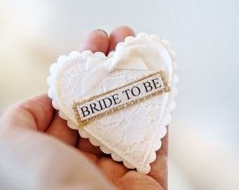 Vintage Lace Bride To Be Badge - Vintage Hen Party - White Lace Hen Party Badge