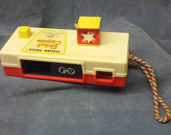 Vintage Fisher Price Pocket Camera #464, 1974 Fisher Price Toys