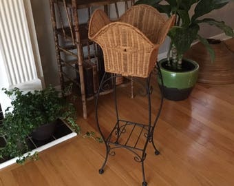 Vintage Mid Century Modern Tulip shaped Wicker/iron legs plant stand/planter
