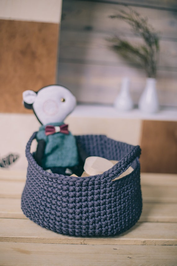 Basket with handle/ handmade baskets/ gray basket/ rustic home decor/ toy storage/ bathroom storage/ modern home decor/ housewarming gift