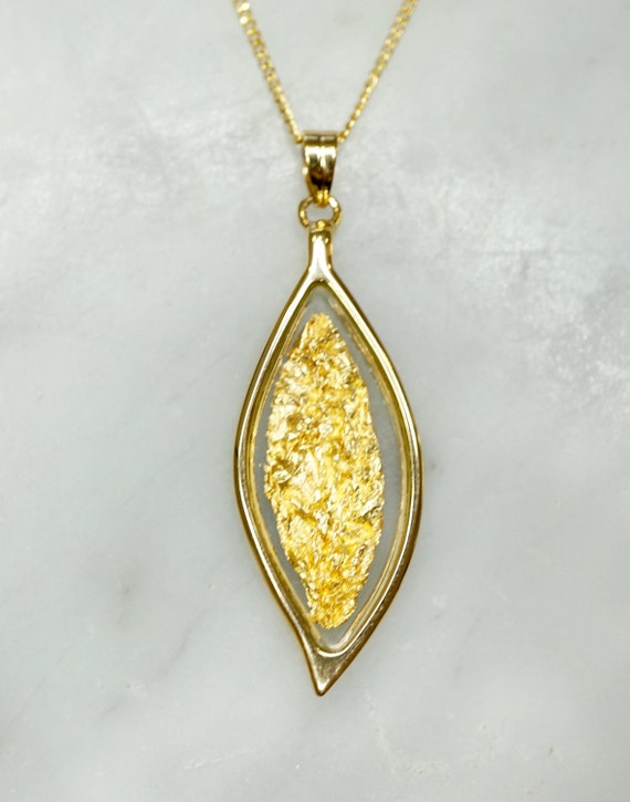 Australian 24  Carat  Gold  Leaf Pendant Gold  Necklace 