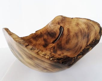 Wooden Large Bowl, Fruit Bowl, Centerpiece Bowl, Home Decor, Turned Wood Bowl, Natural bark edge