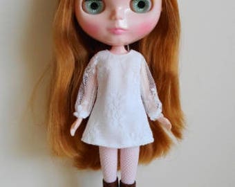 White lace dress for Blythe