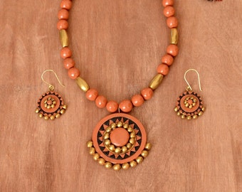 Terracotta jewelry - Indian jewelry - Polymer clay jewelry - Ethnic jewelry - Clay jewelry - Bollywood jewelry - Orange gold necklace set
