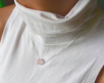 Raw Rose Quartz Necklace, Sterling Silver Choker, Raw Stone Choker Gold, Dainty Crystal Necklace, Minimal Necklace, Large Stone Necklace