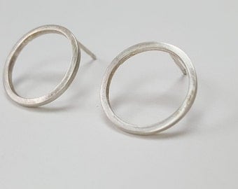 Silver Circle Stud Earrings - Sterling Silver Open Circle Earrings - Minimalist Round Earrings - Handmade by Linda Tucker