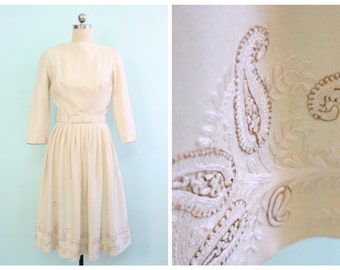 Vintage 1950's Embroidered Paisley Wool Dress | Size Extra Small