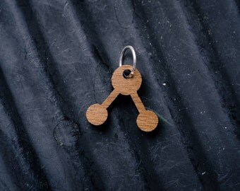 Water Molecule Necklace pendant