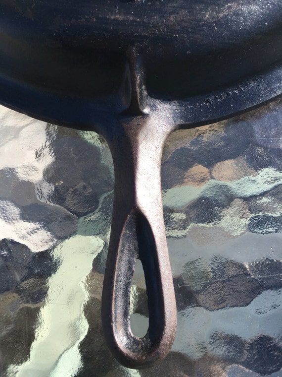 Cook 'N' Kettle Junior large cast iron skillet by OutdoorsEclectic