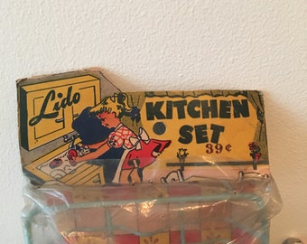 1950's Lido Kitchen Set