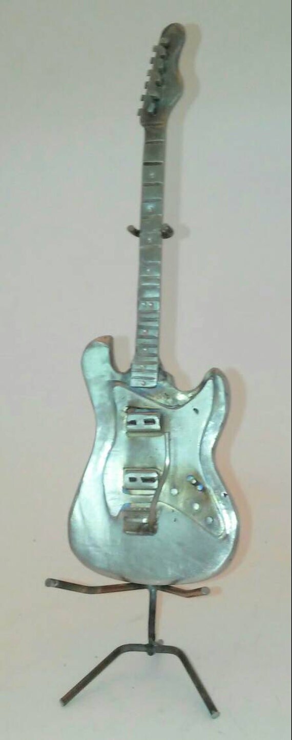 Electric guitar sculpture