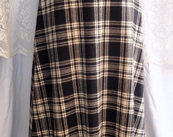 Maxi skirt, winter weight,vintage,black and off-white check,A-line skirt,winter.