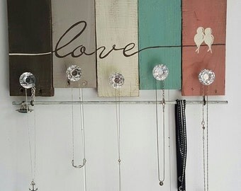 Love birds jewelry organizer/ Jewelry display/ Custom jewelry organizer/ Necklace organizer /Handmade / Pallet art / Valentines day for her