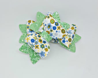 Small Green and Yellow Daffodil Bow