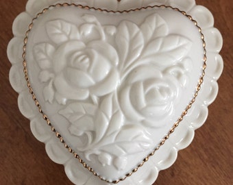 Lenox "Forevermore," Heart Shaped Trinket Box, Ivory