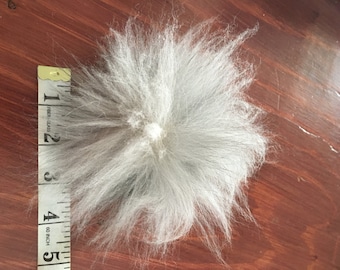 Pompom rabbit angora 4 "pale grey