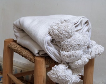 throw blanket,pom pom blanket,moroccan tassel blanket,bohemian,moroccan decor,berber bedding,pom pom pillow, white cotton blanket,gift,
