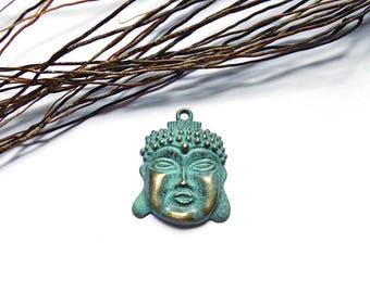 Green verdigris patina Buddha head pendant bronze 41 x 31 mm