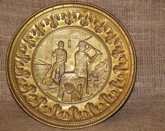 Metal picture Made in england Gold decor Gold plate Decorative plate Wall plate Gift for him Plate Metal plate dish Old wall dish Wall decor