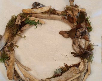 Driftwood Wreath w/ Succulents