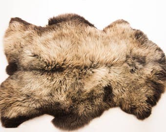 Natural Sheepskin Rug – 50 Shades of Grey