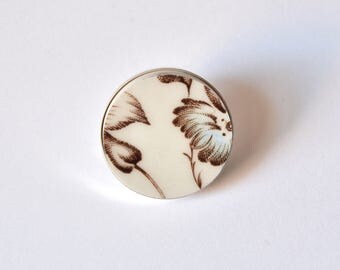 Recycled China Simple Circle Brooch - Blue Floral - Scarf Pin