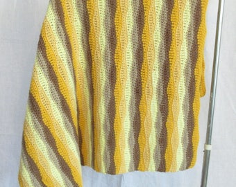 Vintage crochet throw blanket, yellow wavy stripes, hand made lap blanket, mid century vibe, golden yellow, butter yellow, beige and brown