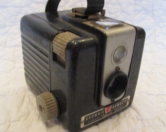 Vintage Kodak Brownie Hawkeye Camera Flash Model 1950's